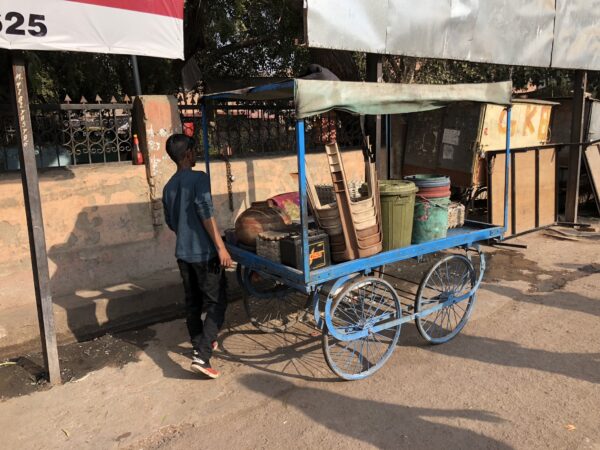 Transport Indien in blau