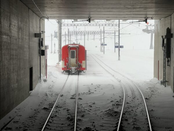 Tunnel der Rhätischen Bahn Andermatt Oberalppass – Bild 4