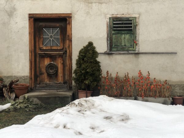 Segnas Schneeschieber für den Hauseingangsbereich